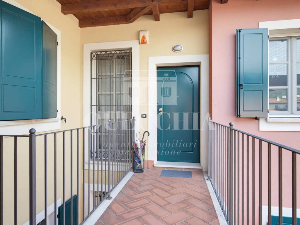 appartamento in vendita a Botticino in zona Botticino Sera
