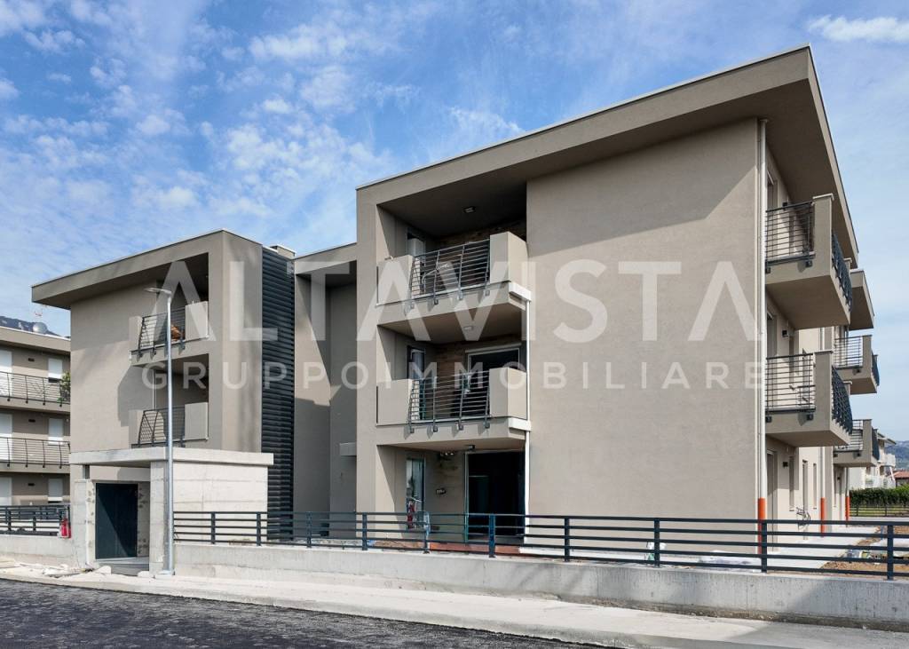 appartamento in vendita a Botticino in zona Botticino Sera