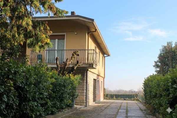 appartamento in vendita a Botticino in zona Botticino Sera