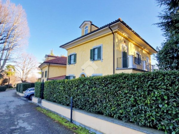 casa indipendente in vendita a Castagneto Po in zona San Genesio