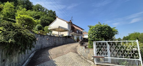 negozio in vendita a Castagneto Po