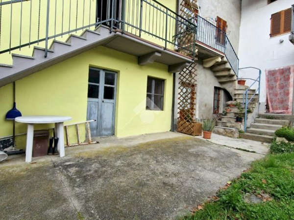 appartamento in vendita a Castagneto Po in zona Cimenasco