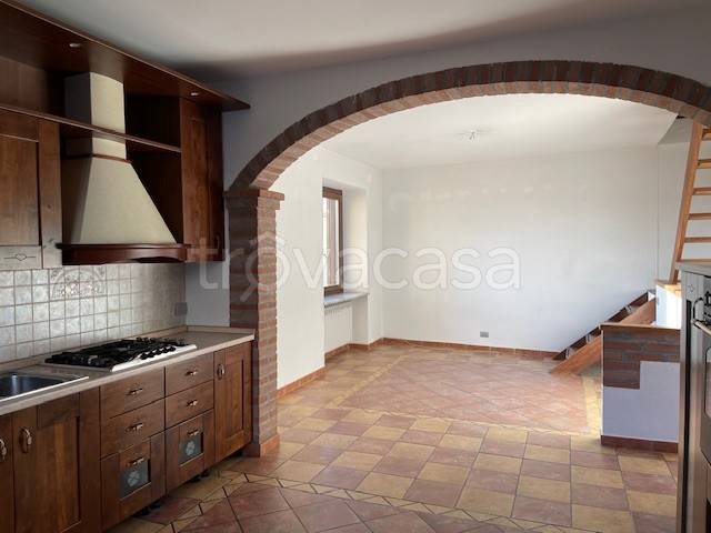 casa indipendente in vendita a Castagneto Po in zona Cimenasco