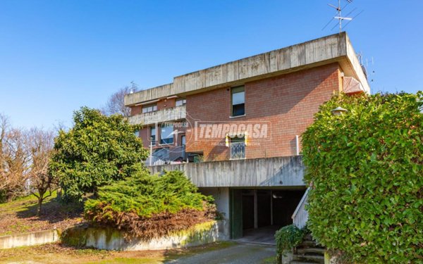 appartamento in vendita a Castagneto Po in zona San Genesio
