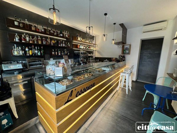 negozio in vendita a Castagneto Po