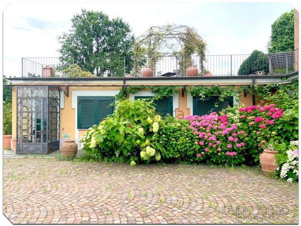 casa indipendente in vendita a Castagneto Po in zona San Genesio