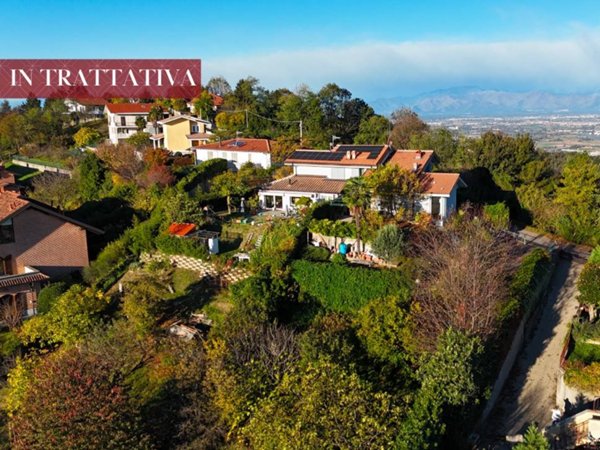 casa indipendente in vendita a Castagneto Po in zona Ossole