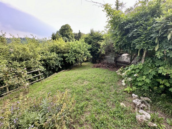 appartamento in vendita a Castagneto Po in zona San Genesio