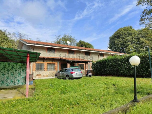 appartamento in vendita a Castagneto Po in zona San Genesio