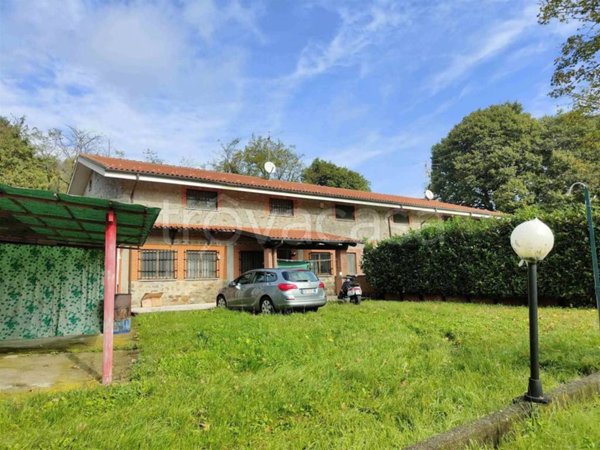 appartamento in vendita a Castagneto Po in zona San Genesio
