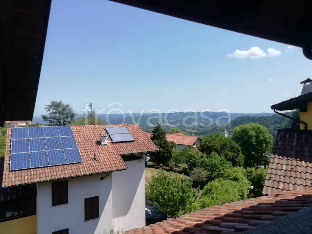 casa indipendente in vendita a Castagneto Po in zona Cimenasco