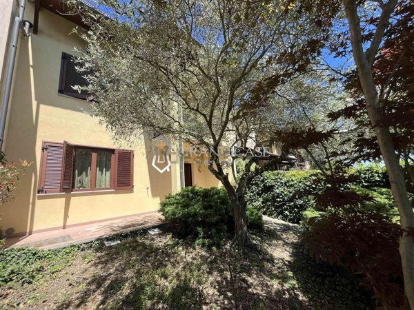 casa indipendente in vendita a Castagneto Po in zona Cimenasco