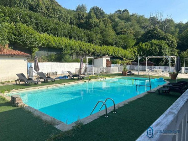 casa indipendente in vendita a Castagneto Po in zona San Genesio