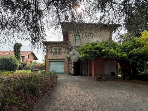 casa indipendente in vendita a Castagneto Po in zona Cimenasco
