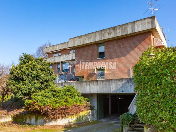 appartamento in vendita a Castagneto Po in zona San Genesio