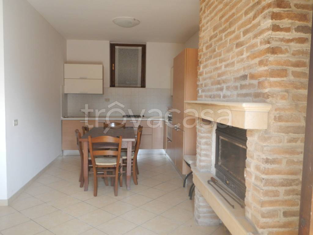 casa indipendente in vendita a Bovegno