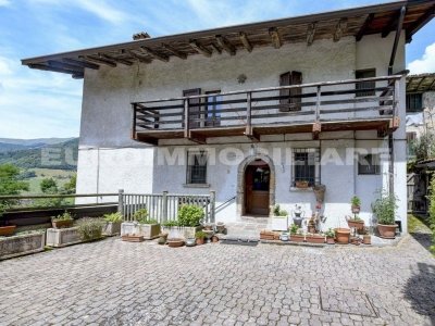 casa indipendente in vendita a Bovegno in zona Ludizzo
