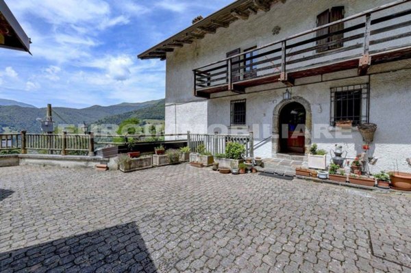 casa indipendente in vendita a Bovegno in zona Ludizzo