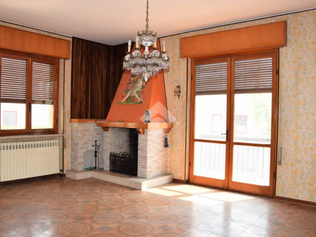 casa indipendente in vendita a Bovezzo in zona Conicchio