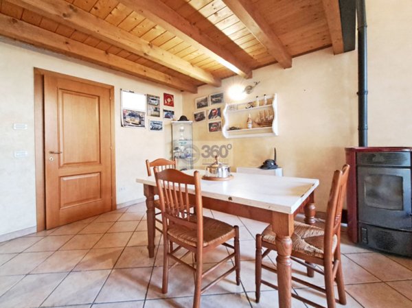 casa indipendente in vendita a Bovezzo