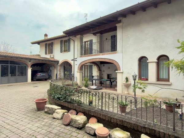 casa indipendente in vendita a Bovezzo