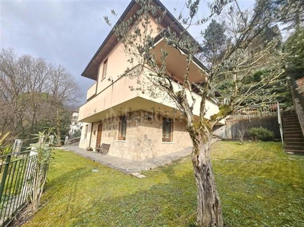 casa indipendente in vendita a Bovezzo