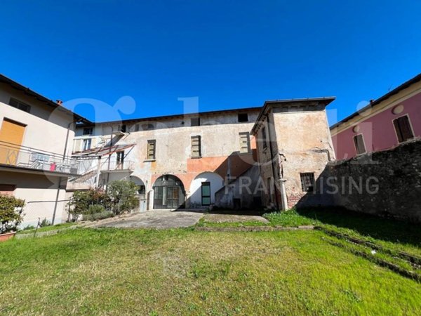 casa indipendente in vendita a Bovezzo