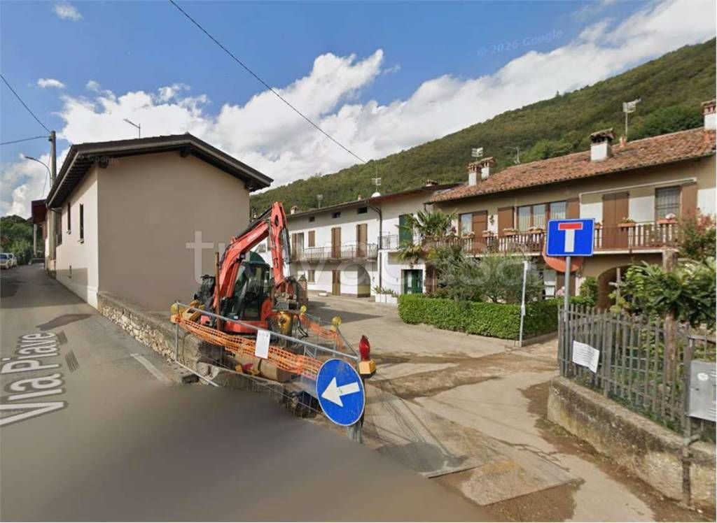 locale commerciale in vendita a Bovezzo in zona Conicchio