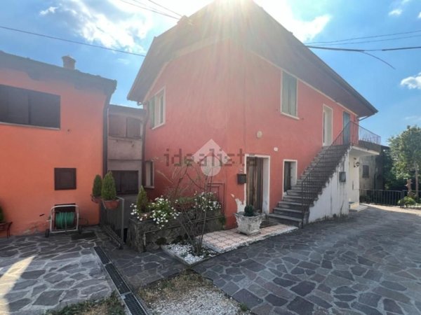 appartamento in vendita a Bovezzo in zona Conicchio
