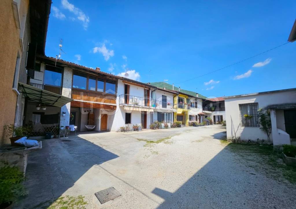 appartamento in vendita a Bovezzo in zona Conicchio