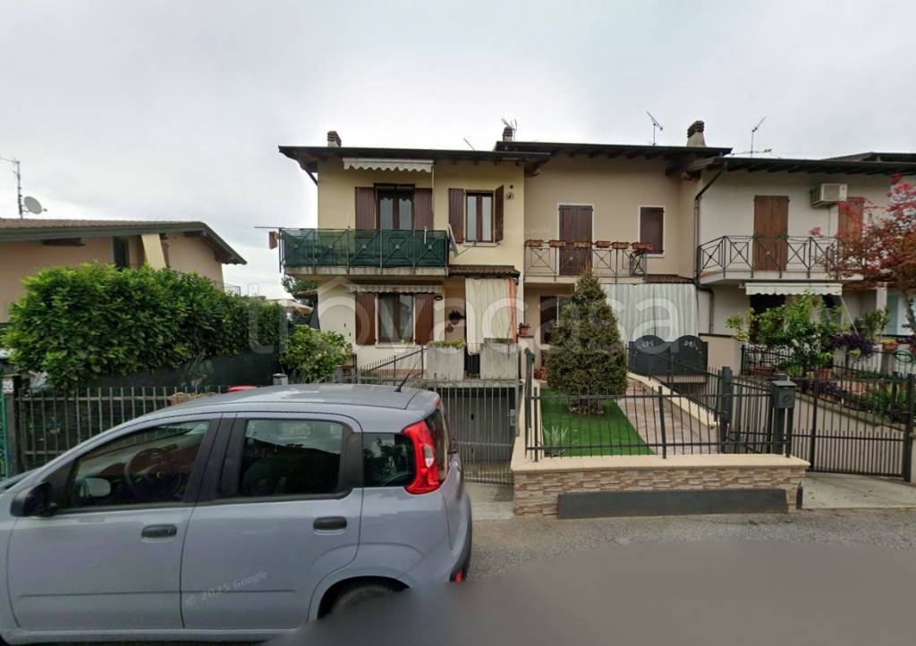 casa indipendente in vendita a Brandico