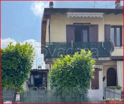 casa indipendente in vendita a Brandico