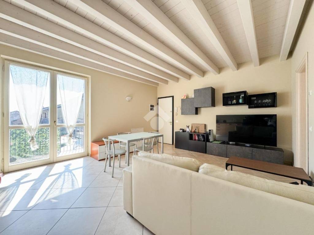 appartamento in vendita a Brandico