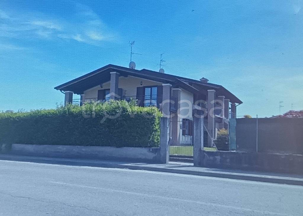 appartamento in vendita a Brandico
