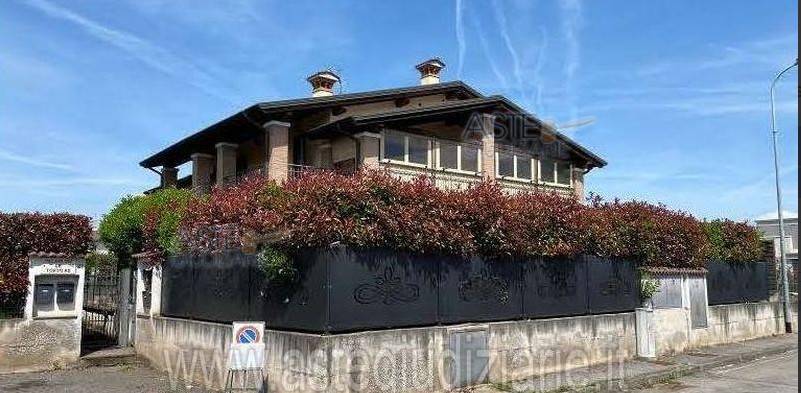 appartamento in vendita a Brandico