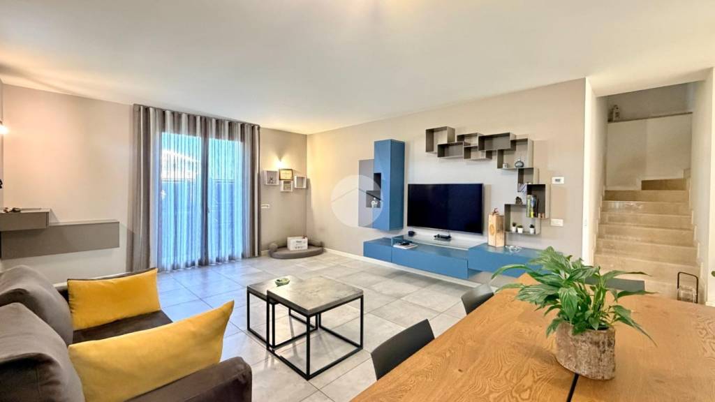 casa indipendente in vendita a Brandico