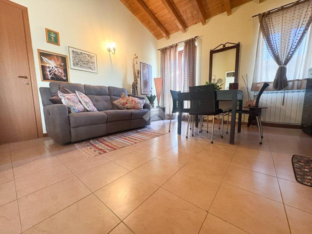 appartamento in vendita a Brandico in zona Castelgonelle