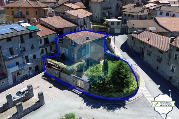 casa indipendente in vendita a Braone