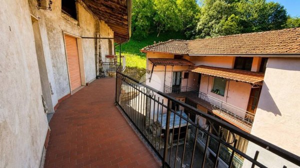 casa indipendente in vendita a Braone