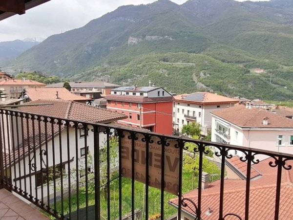 appartamento in vendita a Breno