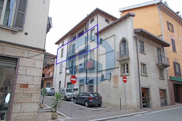 appartamento in vendita a Breno