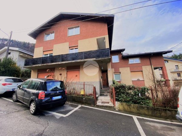 appartamento in vendita a Breno
