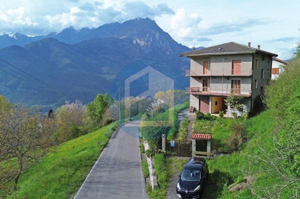 casa indipendente in vendita a Breno in zona Astrio
