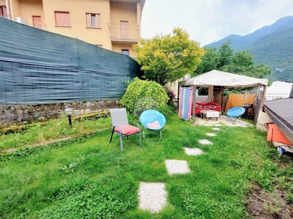 casa indipendente in vendita a Breno