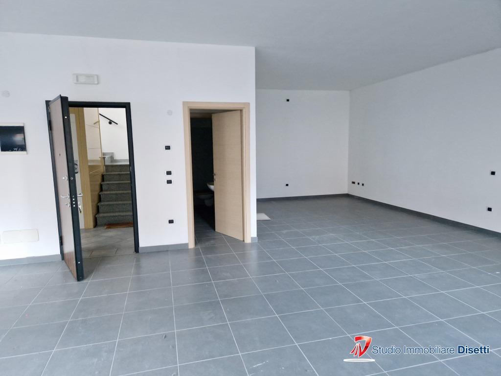 appartamento in vendita a Breno