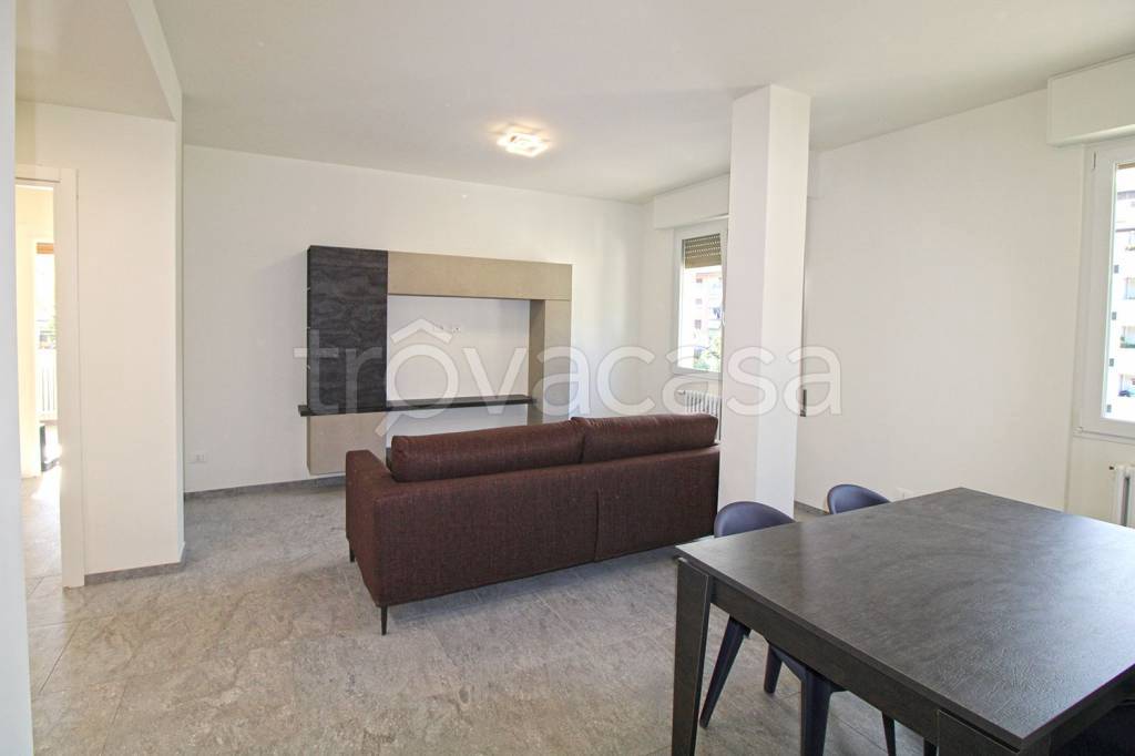 appartamento in vendita a Breno