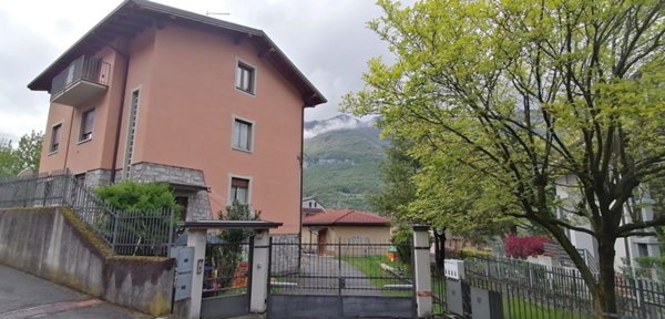 appartamento in vendita a Breno