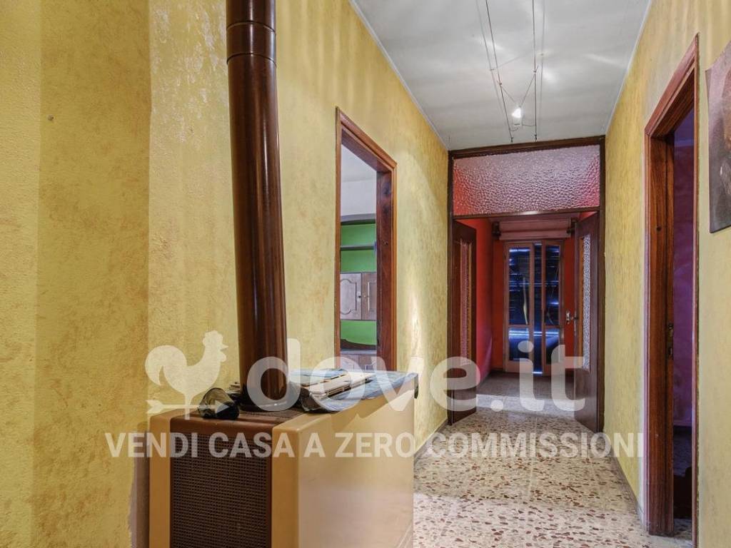 appartamento in vendita a Breno in zona Pescarzo