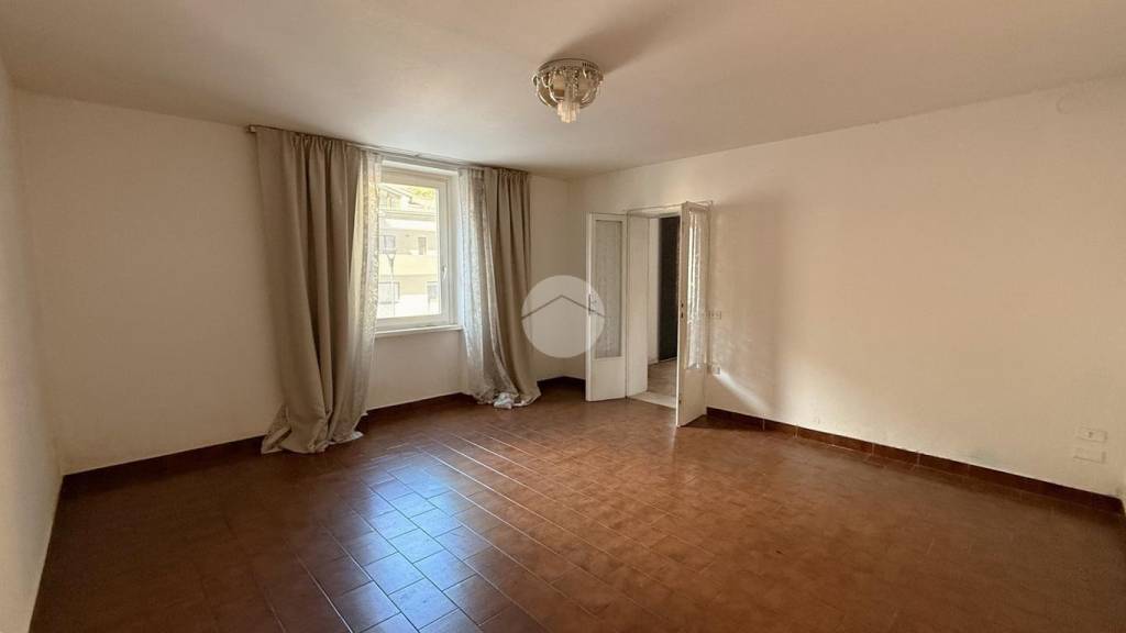 casa indipendente in vendita a Breno