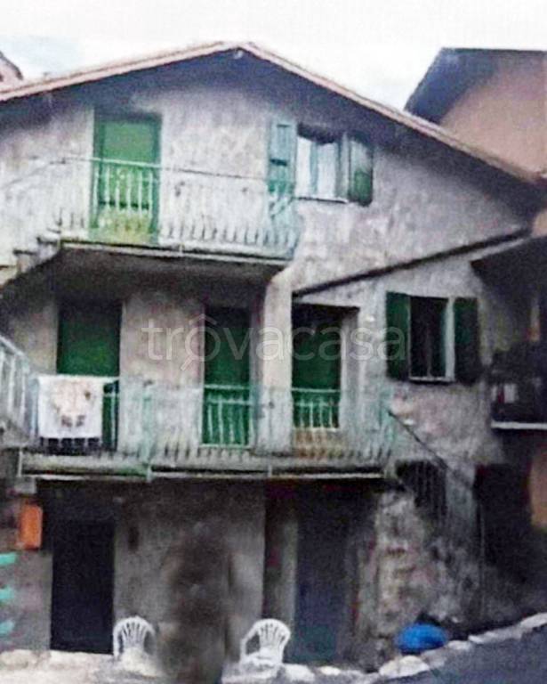 quadrivano in vendita a Breno
